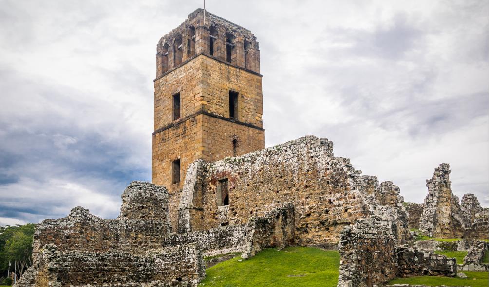 Modern healing Panama 