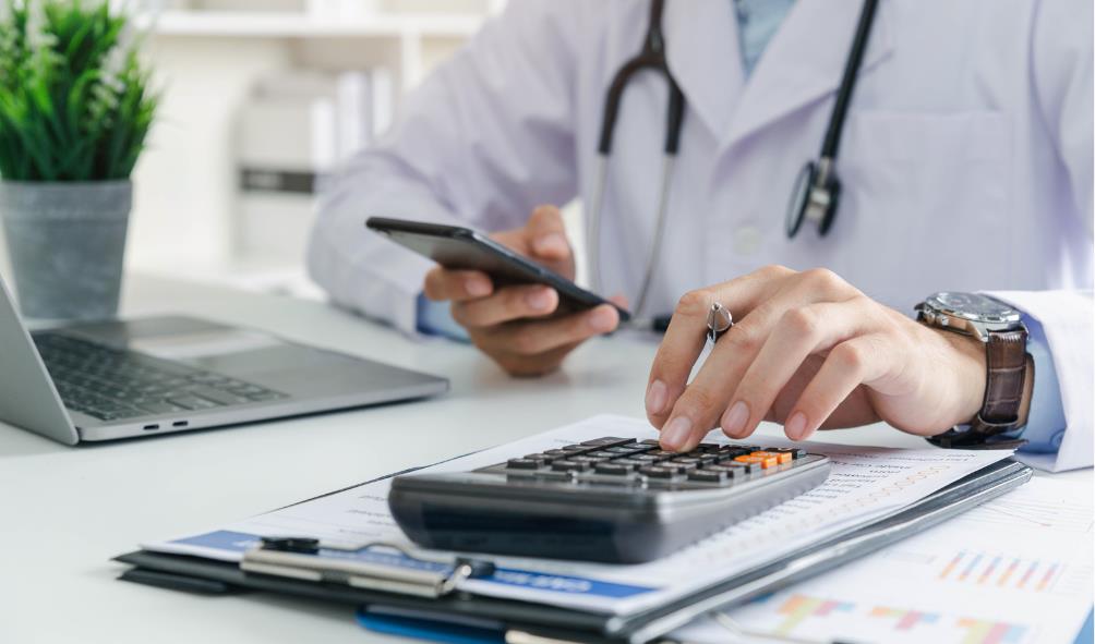 Non-insured medical services Panama