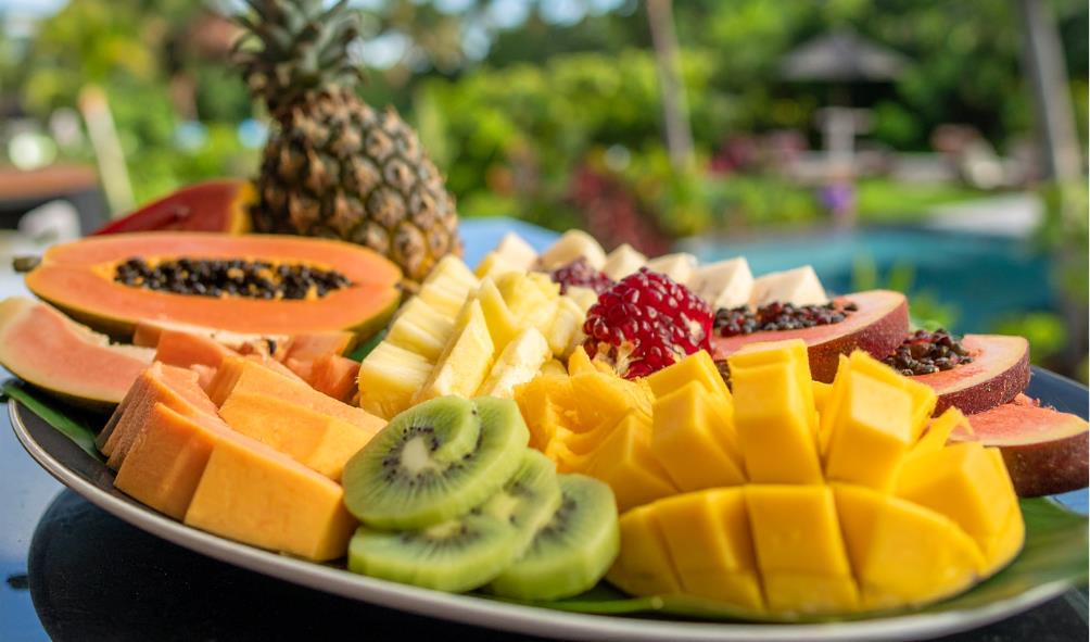 Tropical fruit nutrition 