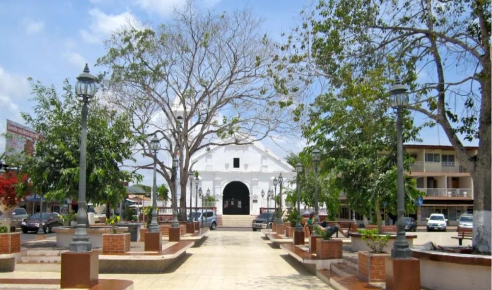 Local Life in Panama 