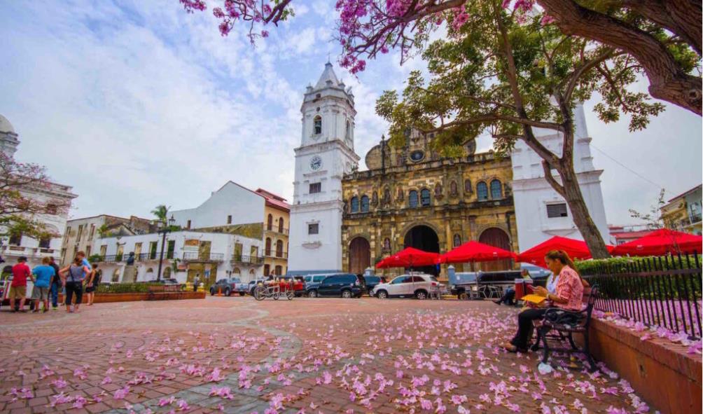 Building Connections in Panama 