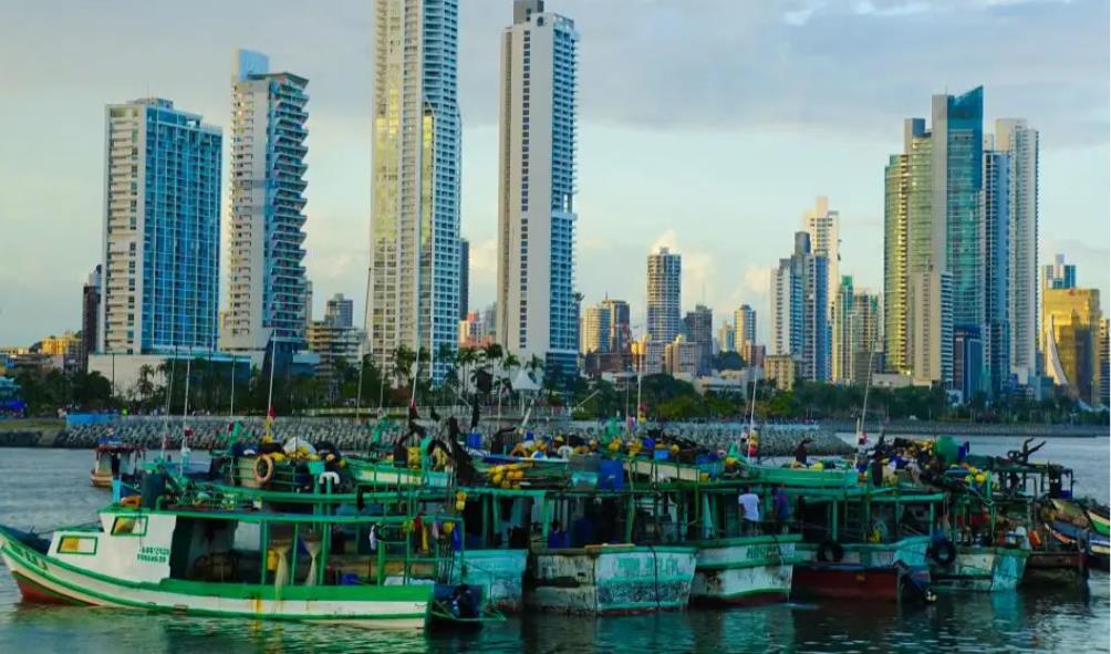 life beyond postcards Panama 