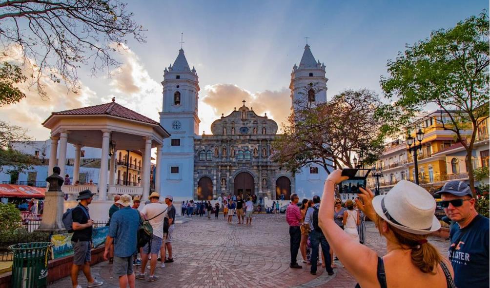 Panama food market tour 