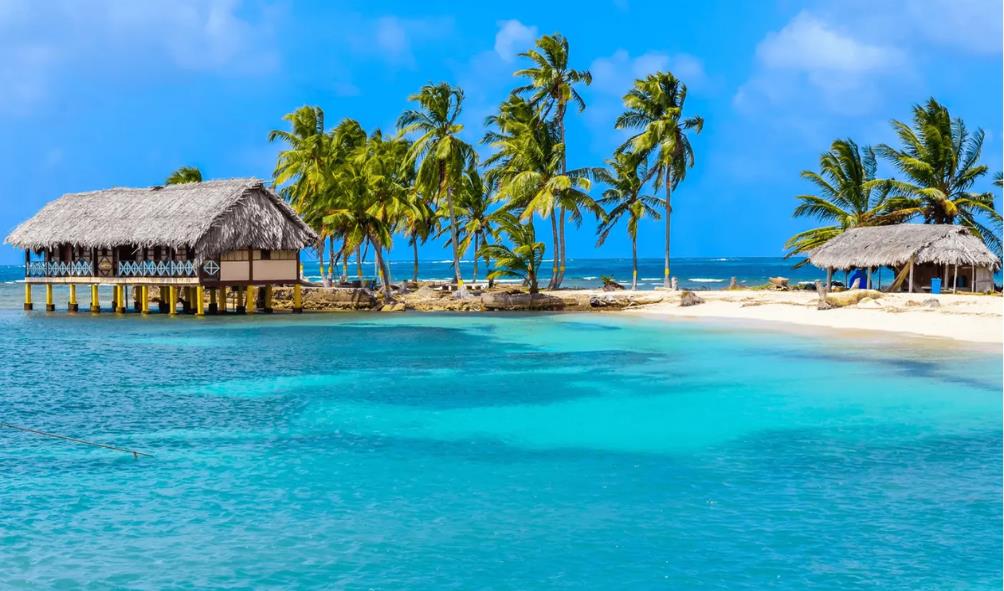 Benefits of living by two oceans 