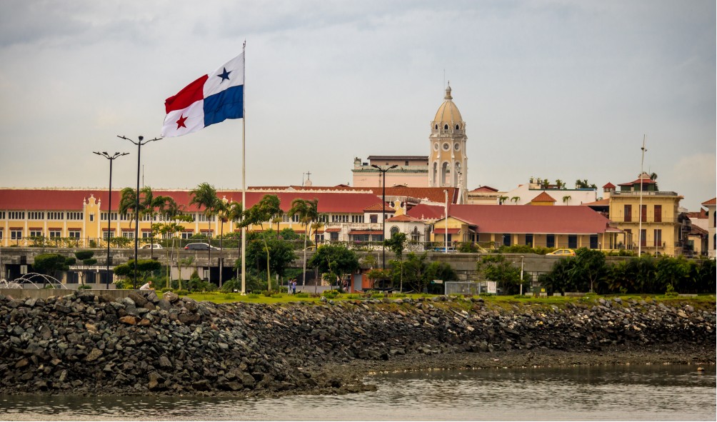 Panama travel charm 